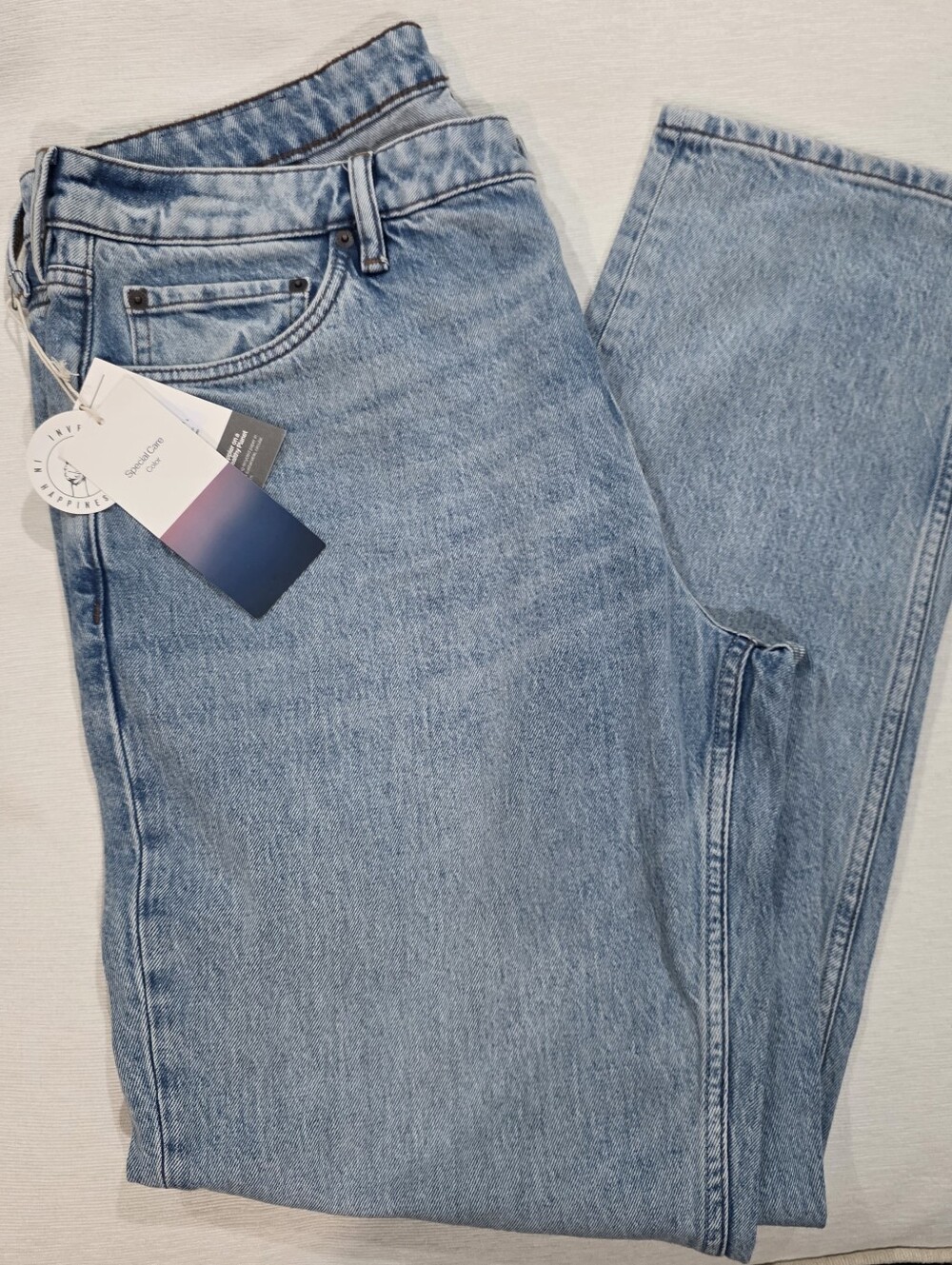 Vuori Light Wash Denim Jeans - Classic Straight
